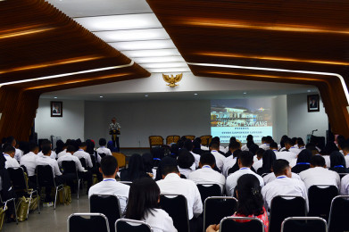 Pelaksanaan Kegiatan Studi Lapangan Peserta Latsar CPNS Golongan III Purna Praja IPDN Angkatan XXIV Gelombang I Tahun 2018